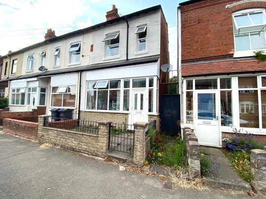 Waterloo road, Birmingham, B14 - Photo 1