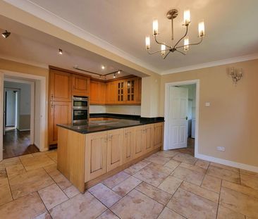 5 bedroom detached house to rent - Photo 6