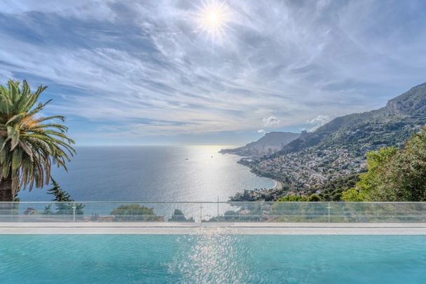 Villa d'exception à Roquebrune-Cap-Martin - Photo 1