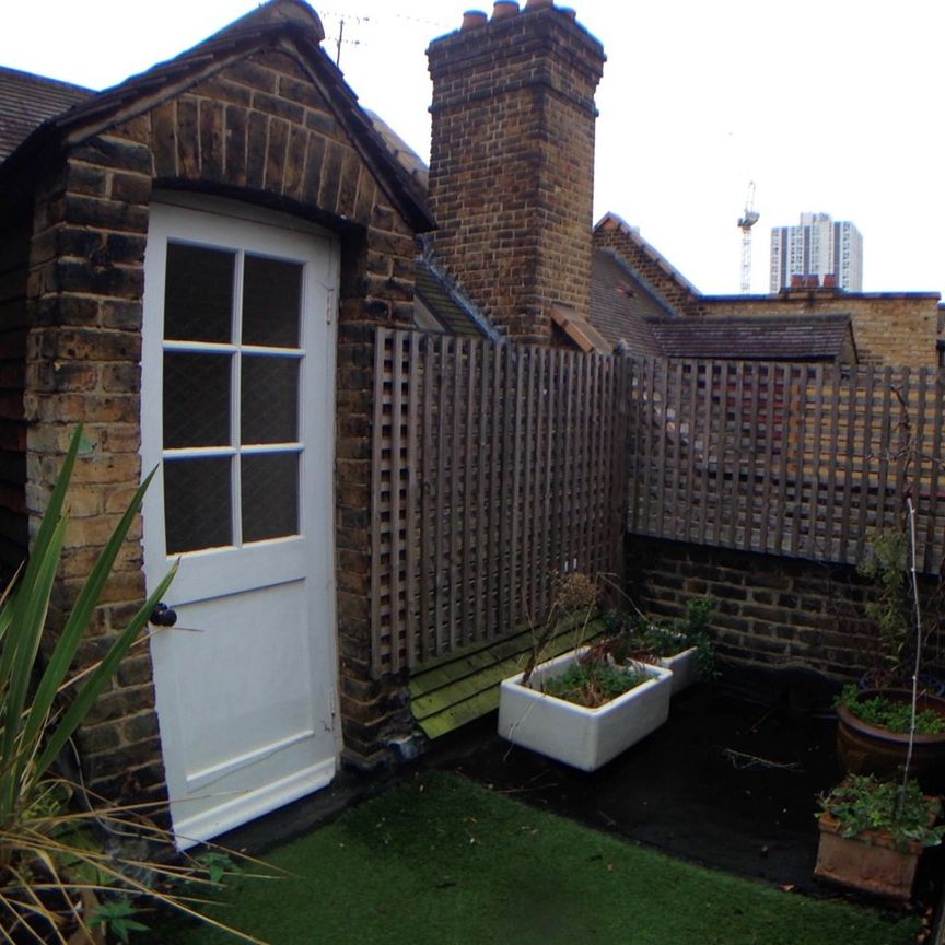 2 Bed Flat, Chester Way, SE11 - Photo 1