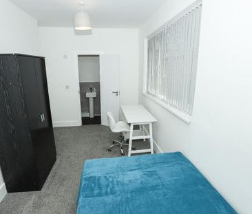 5 bedroom terraced house to rent - Photo 1