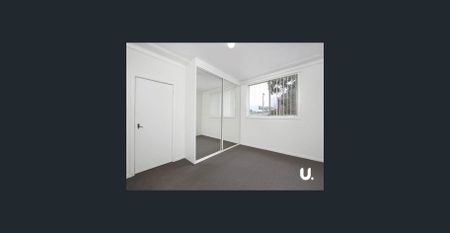 NEAT 3 BEDROOM FAMILY HOME! - Photo 5