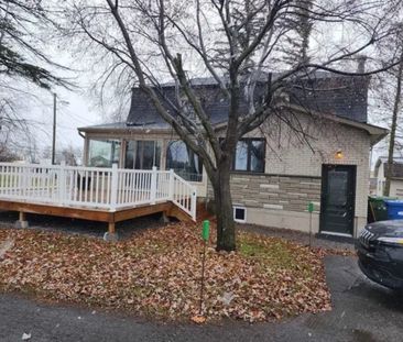 À louer / Maison à étages - Photo 1