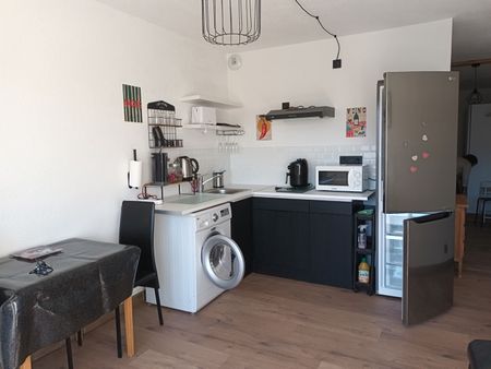 Location Appartement 1 pièce 33m² - Photo 4