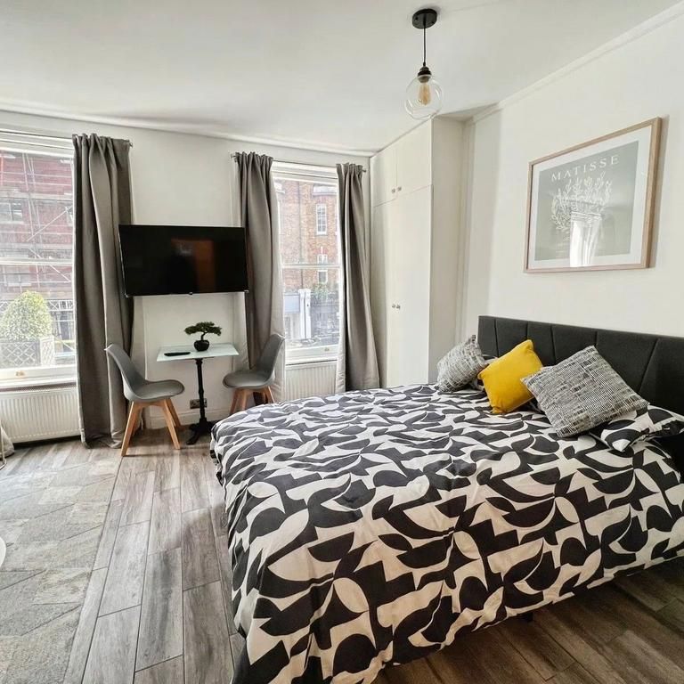 Studio to rent - Photo 1