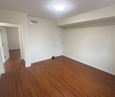For Lease - 853 PILLETTE Unit# 2, Windsor, Ontario - Photo 6