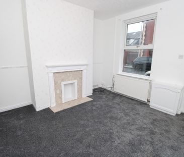 To Let 2 Bed Mid Terraced House - Photo 2