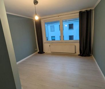 Schöne, helle 3 Zimmer Wohnung inkl. Einbauküche - Foto 1