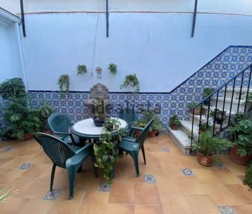 Alquiler de chalet adosado en Calle Virgen de Gracia - Photo 5