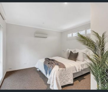 LOW MAINTENANCE l TWO ON THE BLOCK l GREAT LOCATION - Photo 5