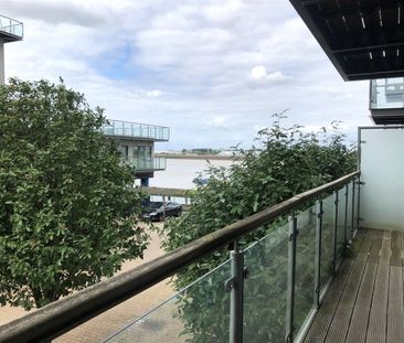 Mast Quay, London, SE18 5NP - Photo 2