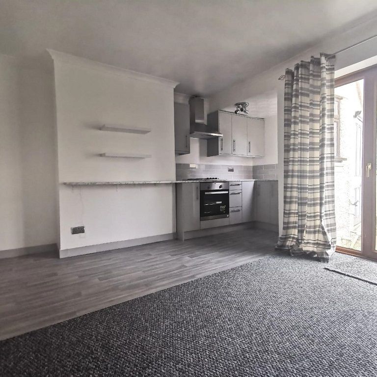 Slate Street, Morriston, SA6 8AY - Photo 1