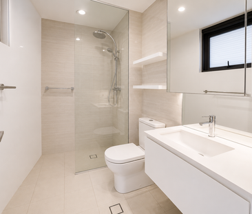 Modern Apartment Living in the Heart of Wolli Creek - Photo 4