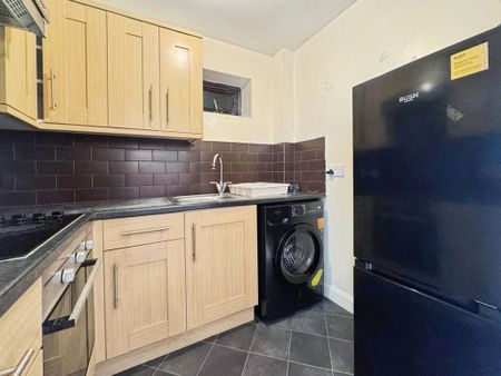 1 bedroom flat to rent - Photo 3