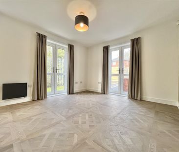 Sienna Villas, Hyde - Photo 3