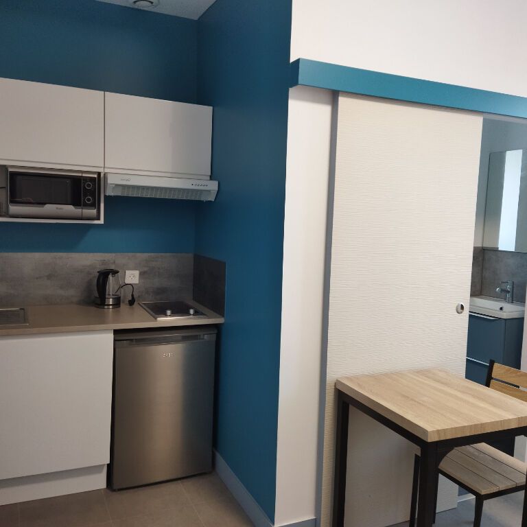 Location appartement 1 pièce, 18.00m², Cholet - Photo 1