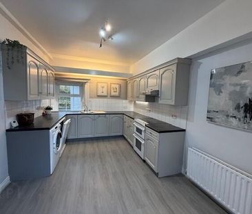 7 Hollymount Court, Belfast, BT10 0HA - Photo 4