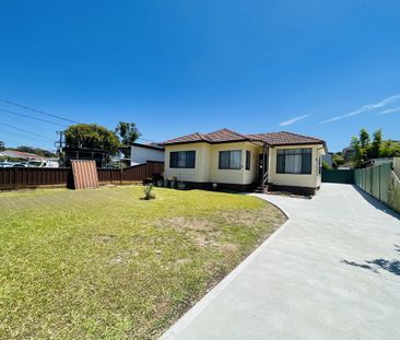 Perfect 3 Beds House In Prime and Sought After Location For Lease! - Photo 5