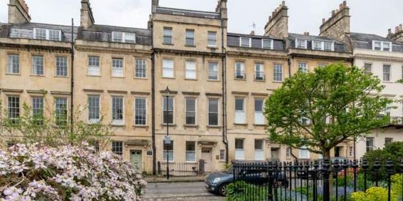 1 bedroom property to rent in Bath - Photo 3