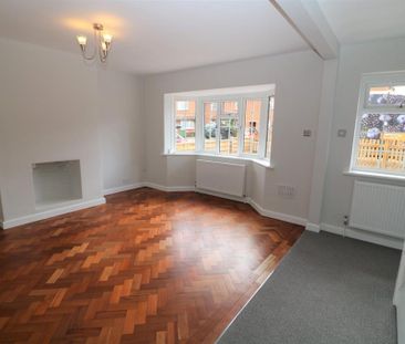 3 bedroom semi-detached house to rent - Photo 2