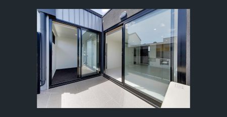 Convient Location in Footscray - Photo 2