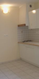 Location Appartement 1 pièce 27m² - Photo 3