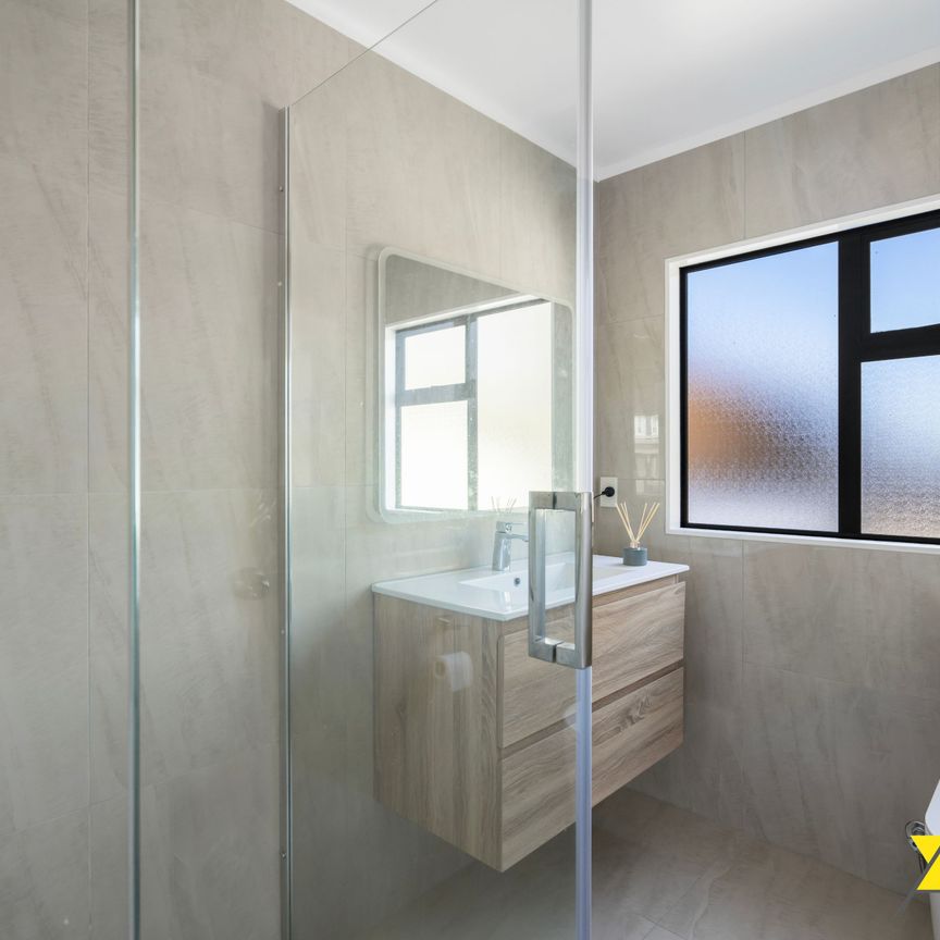 Low-Maintenance Living with Comfort & Convenience - Photo 1