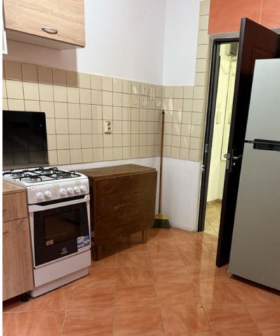 Apartament 3 camere, 88 mp, zona 9 Mai - Photo 4