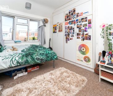 4 bedroom terraced house to rent - Photo 2