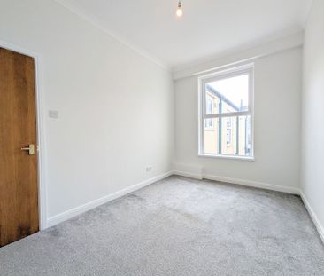 To Let – Seabank Road, Southport Town Centre – 2 Bedroom Duplex Apa... - Photo 3