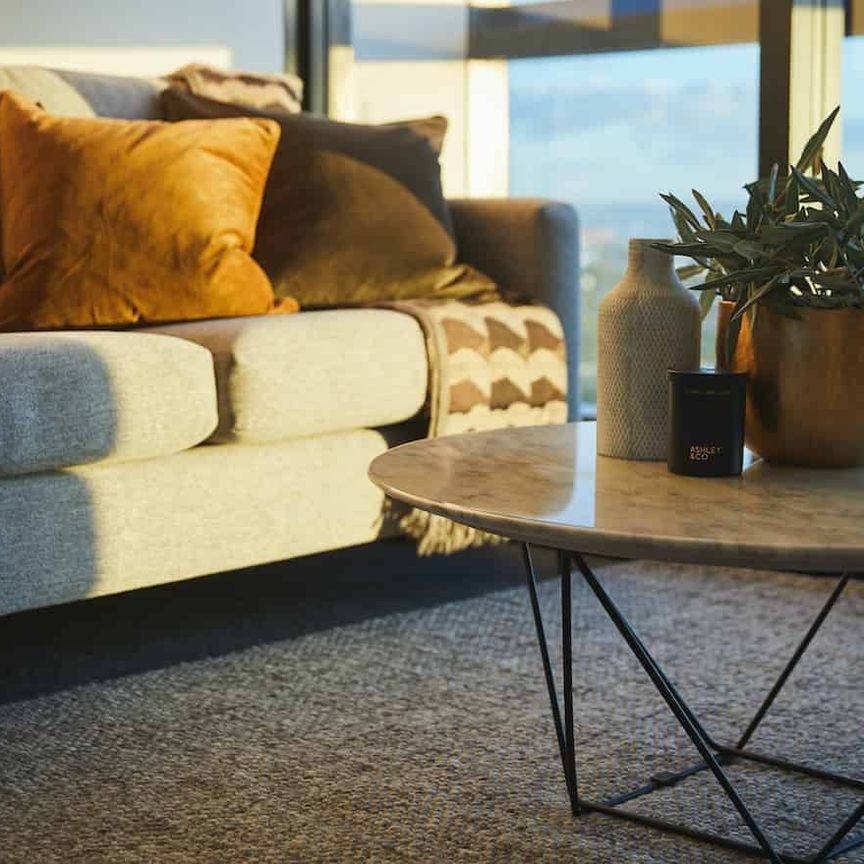 2 Bedroom & 2 bathroom Apartment - Available SOON - Photo 1