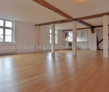 Altbauwohnung mit Flair im Herzen von Ulm! - Photo 1