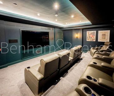 Exploration Way, Slough, SL1 - Photo 1