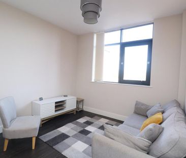 2 bedroom flat to rent - Photo 6