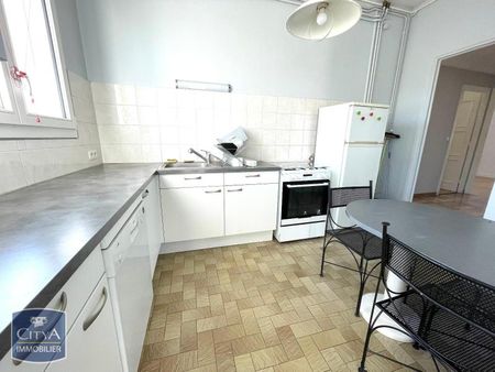 Location Appartement 3 pièces 87m² ST ETIENNE 42000 - Photo 5