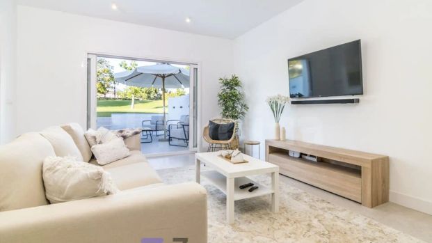 Casa adosada de alquiler en Urbanizacion N Andalucia 1g, Los Naranjos - Photo 1