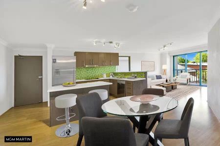 MGM MARTIN - TWO BEDROOM APARTMENT - Photo 4