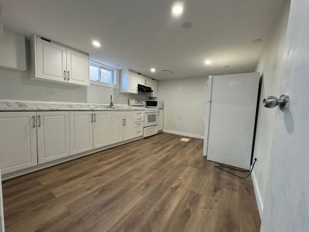 For Lease - 950 QUEENS Boulevard Unit# LOWER, Kitchener, Ontario - Photo 5