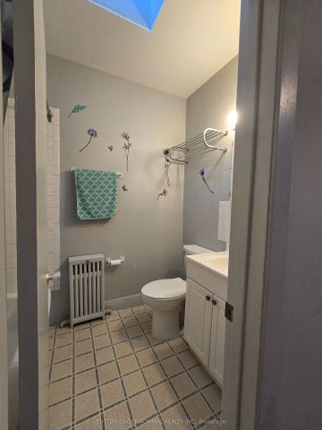 2500A Kingston Road #Apt 1 - Photo 5