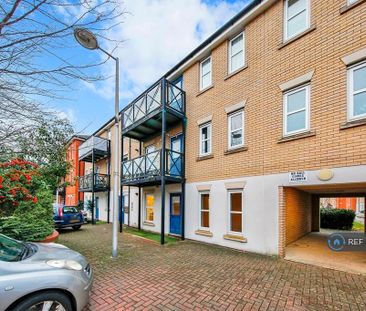 2 bedroom flat to rent - Photo 2