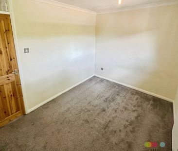 Lindholme Road, LINCOLN - Photo 1