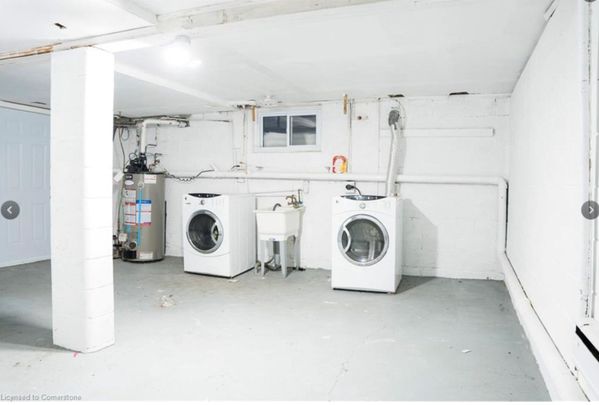 For Lease - 250 Highland Road, Hamilton, Ontario - Photo 1