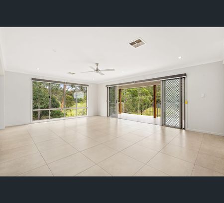 47 Parksedge Street, Upper Kedron, Qld 4055 - Photo 5