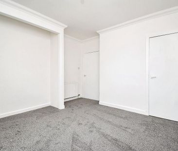 2 bedroom property to rent - Photo 1
