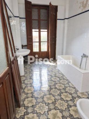 Casa unifamiliar en alquiler en Calle Agustín Fernández García, 36 - Foto 1