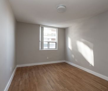 188 Jameson Avenue - Photo 2