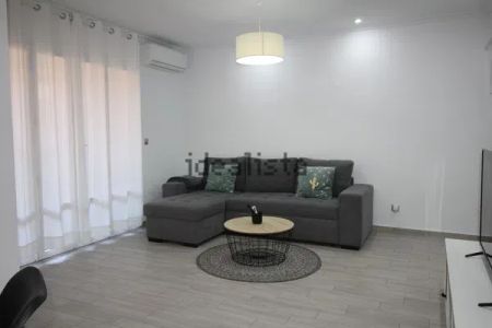 Alquiler de piso en Calle Virgen de la Paloma, 41 - Photo 3