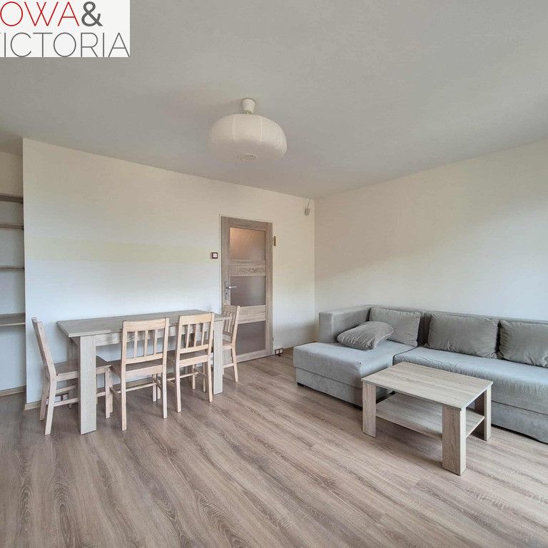 Rozkładowe mieszkanie z balkonem. - Фото 1