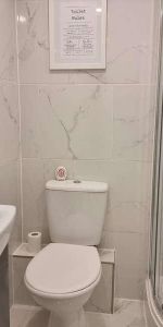 St Annes Road, London Colney, AL2 - Photo 3