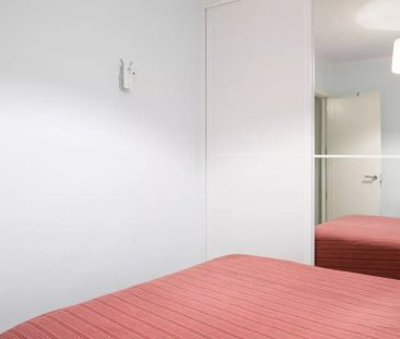 Neat 1-bedroom apartment for rent near Parque de San Isidro in Carabanchel - Photo 1